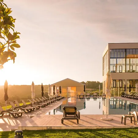 Hotel Gale Collection 5*